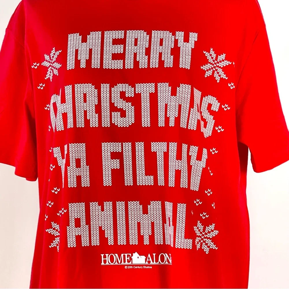 Home Alone Merry Christmas Graphic Tee NWT Kevin McCallister Holiday Shirt M
